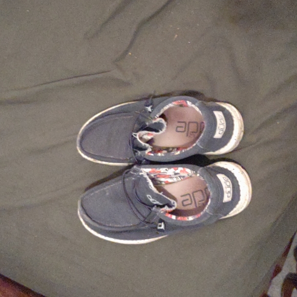 Men's Hey Dudes - Picture 4 of 4